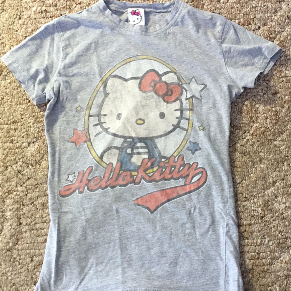 Sanrio Co. Hello Kitty Medium T Shirt